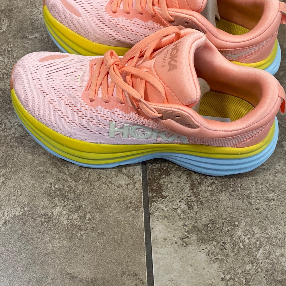 Hoka, Bondi 8